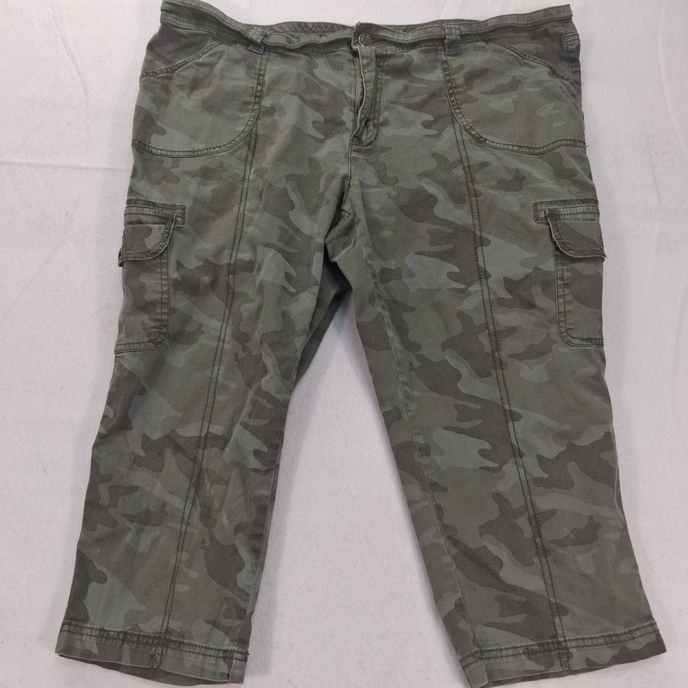 Faded Glory Capri Pants Womens 16 Cargo Green Camouflage Stretch EUC